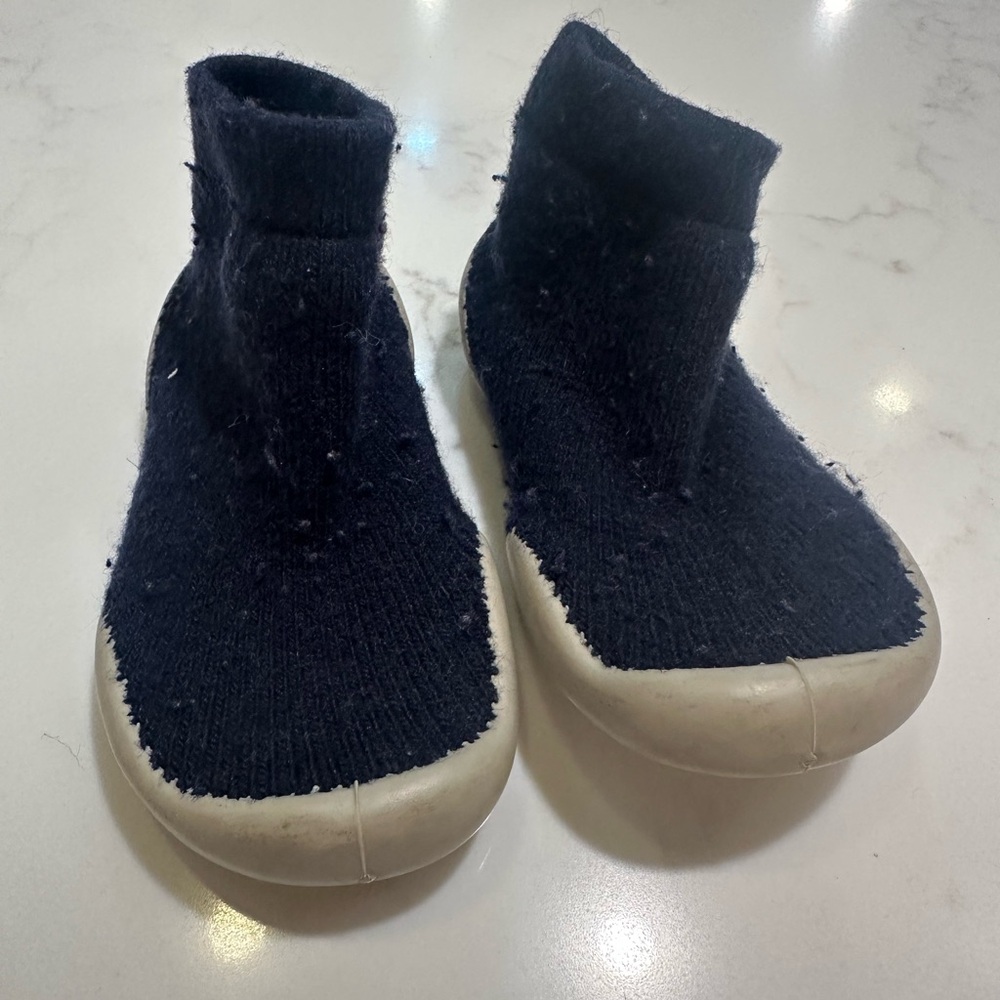 Collegien Navy Blue Sock Shoe size 20/21